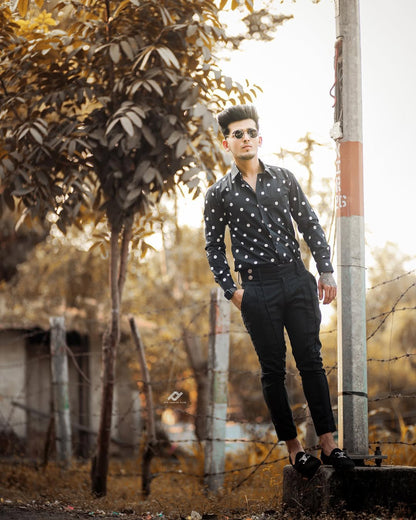 Thrift Vintage Shirt – Classic & Timeless Style