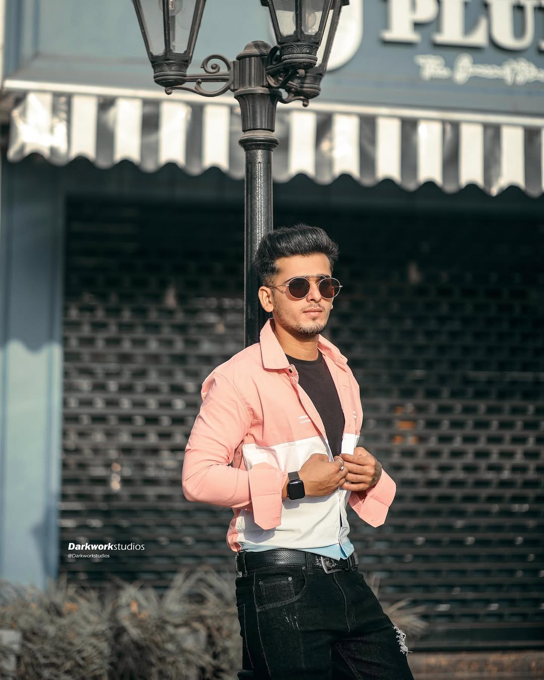Thrift Vintage Shirt – Classic & Timeless Style