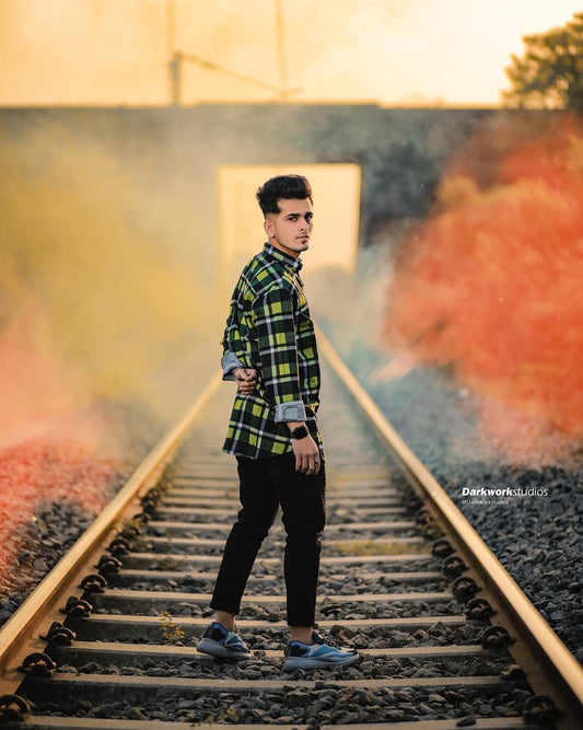 Thrift Vintage Shirt – Classic & Timeless Style